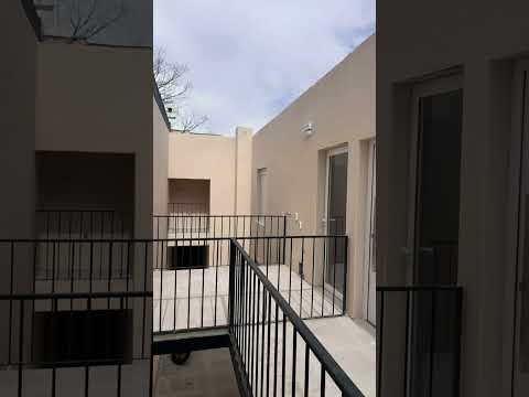 Video de YouTube - Apartamento en Alquiler y Venta de 1 dormitorio  en La Comercial, Montevideo