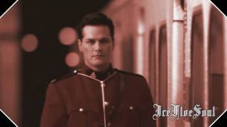 Due South - The Masks - Bee In The Bottle