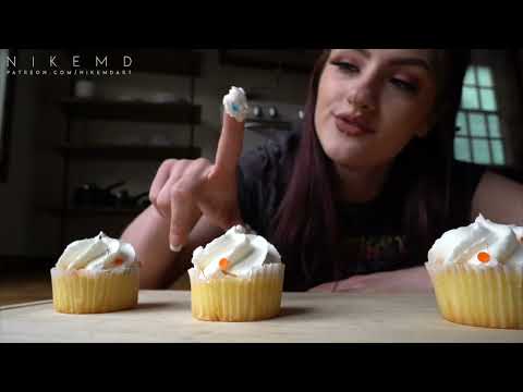 Giantess Sunny - Cupcake Crush