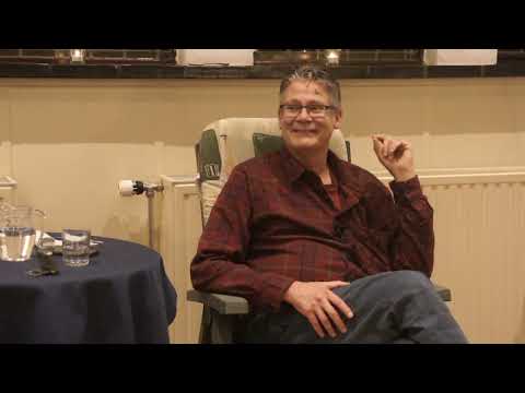 Drieluik dec. '23 - #1 - Over de primaire ervaring 'er-te-zijn'... en 'Maya'.