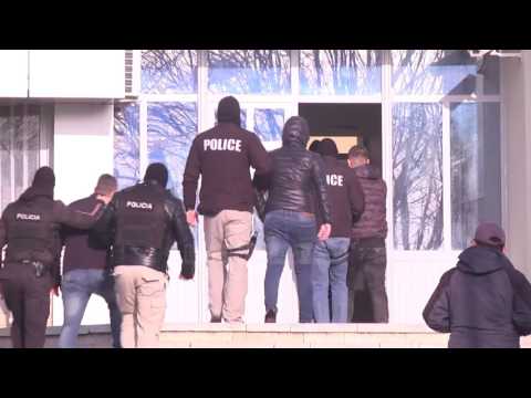 Në kërkim të “Escobarit”, shoqërohen të afërmit e Balilit - Top Channel Albania - News - Lajme