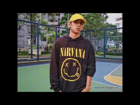 Lyrics macbee-ecko show-ben utomo rotasi