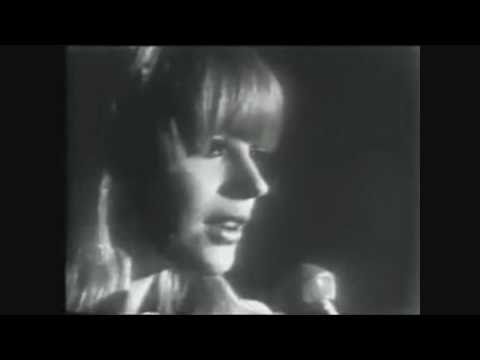 Marianne Faithfull - Yesterday (with lyrics)