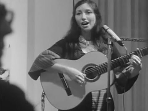 Shuly Nathan שולי נתן - Ta'am Haman & Ochil Yom Ve'Eshta'e (live, 1976)