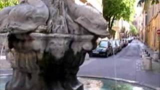 preview picture of video 'Aix-en-Provence - Fontaine des Quatre Dauphins'