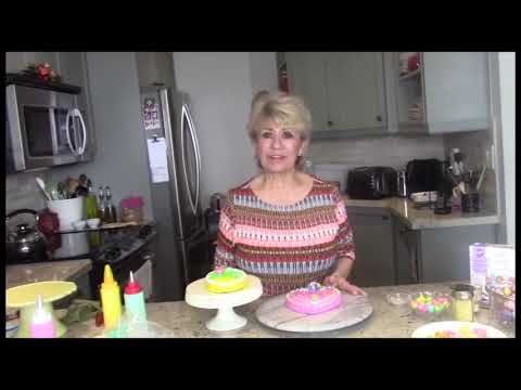 Traditional Maltese Figolli | Part 3 - Icing & Decorating