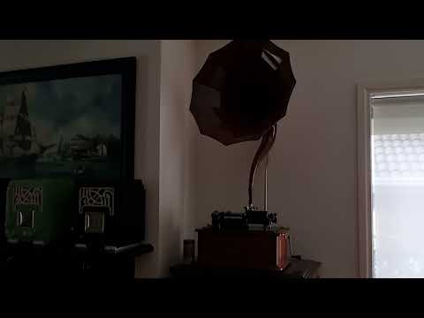 Playing rare Columbia 4 minute Indestructible cylinder record 3191 I've got your number circa 1902