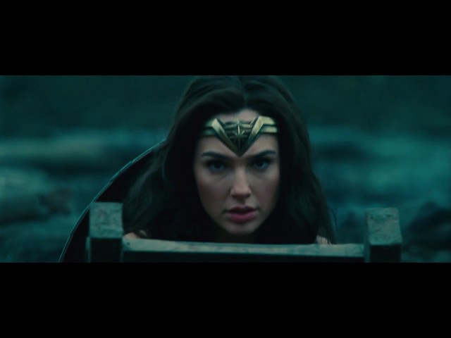 Vídeo relacionado con Rubies Guantes oficiales de Dc Wonder Woman para adulto