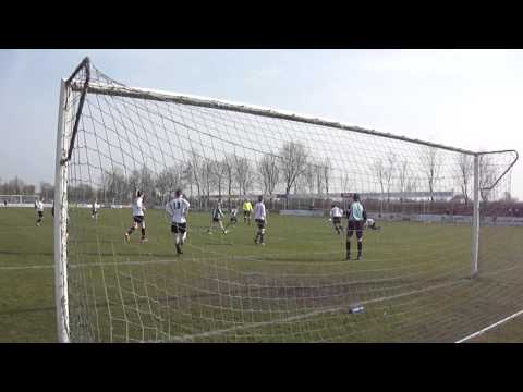 De 1-0 bij Tricht C1 - Sleeuwijk C1 (17-3-2012)