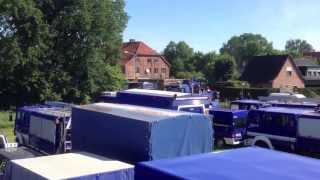 preview picture of video 'Elbe-Hochwasser 2013 bei Lüchow Dannenberg - THW Ortsverbände bereiten sich auf Einsatz vor'