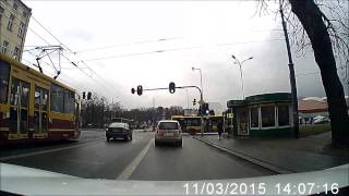 preview picture of video 'przejazd na czerwonym świetle autobusem Łódź'
