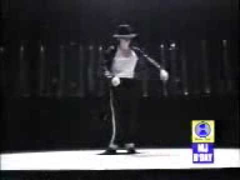 Michael Jackson Best MoonWalk Ever!!!