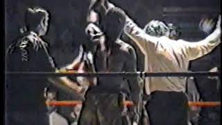 1989 Boxing Tony Wilson Steve McCarthy Highlights Mother enters ring with her shoe