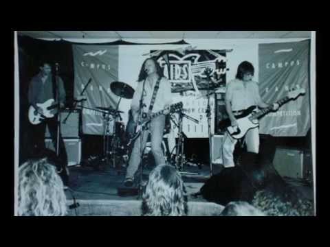 Reading Between the Lines LIVE recorded at the Central Club Richmond April 1992