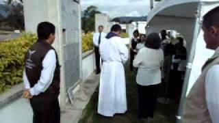 preview picture of video 'Ceremonia cementerio Tierrasanta Floridablanca'