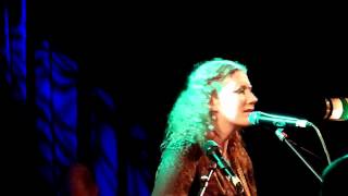 Kathleen Edwards - Chameleon Comedian -- Live At AB Club Brussel 01-03-2012