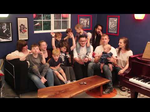 Fang Fang Ep promo 4 family