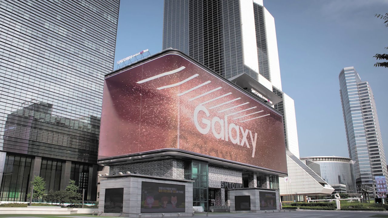 Digital Out-of-Home Advertising : Galaxy Unpacked 2020 - YouTube