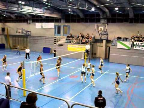 2013.11.16 AZS UE Kraków-KRS Ekstrim Gorlice 0-3 (2liga siatkarek) 17/26