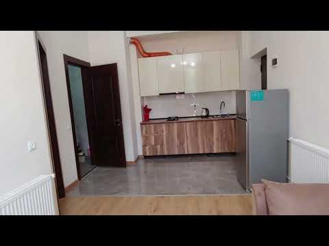 ქირავდება დღიურად 2 ოთახიანი ბინა საბურთალოზე - ვიდეო პოსტერი