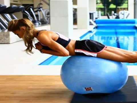 Back hyper extention on ball