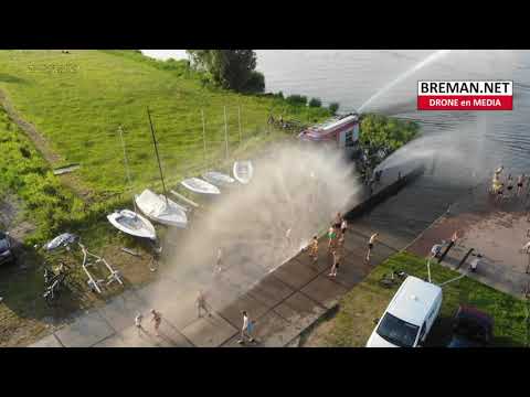 19-07-2022 Volop zomers met toevallige verkoeling bij de Helling in Genemuiden