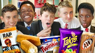 British Highschoolers try American Snacks for the first time!