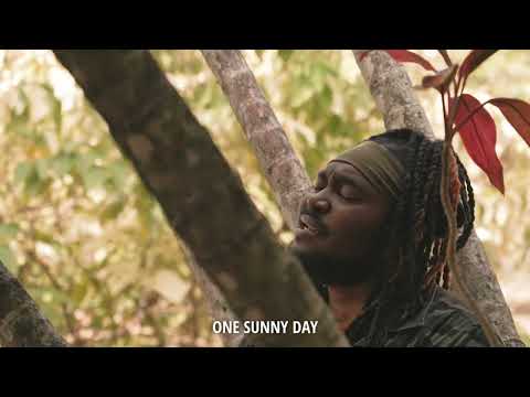 Zagga - War & Love - (Official Visualizer)