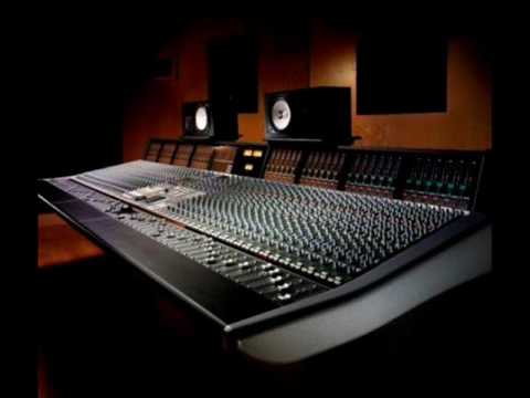 Stormz feat Grafomāns, JustDen, Splash, V.T.I, Grands - Mus Apvieno