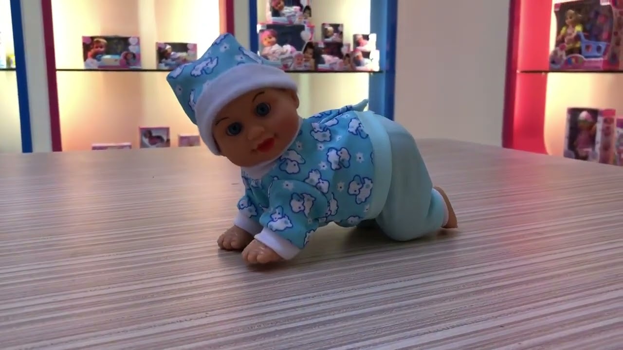 Jenny a kúszó-mászó baba videó