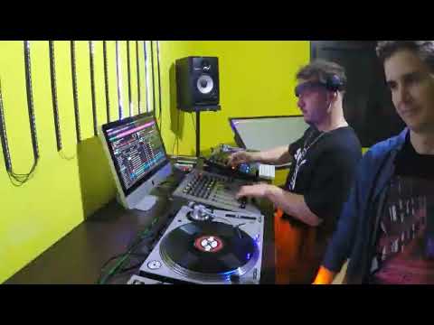 Baseek B2B Adrian Delgado @ Vinyl Sessions Vol.2 💽 / Funky | Minimal | Tech House Music Mix 2024