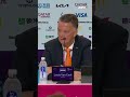 LOUIS VAN GAAL lijnrecht tegenover KRITISCHE journalist ?? #shorts
