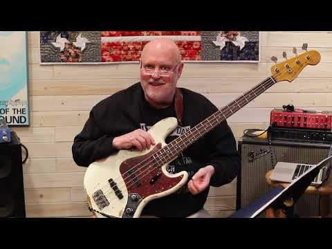 Real Bass Lessons 213 - Shifting with 2-String Scale.