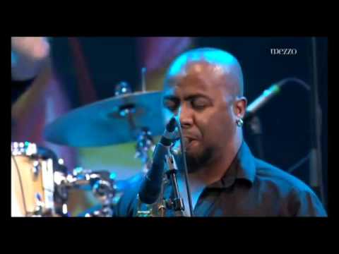 CARLOS MIYARES | Solo en Misa Negra