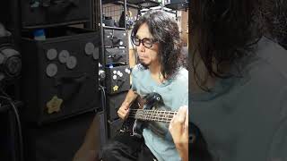 Bass Play 18