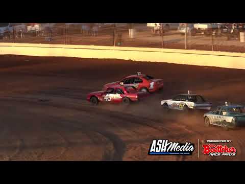 Production Sedans: Atkin Charges from the Back! - Moora Speedway