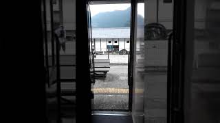 旧型客車ドア閉