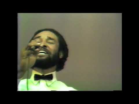 H B  Barnum and Life Choir   History Maker