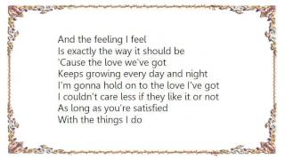 Barbara Mandrell - Holdin' On To the Love I Got Lyrics