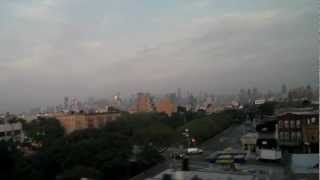 preview picture of video 'View of New York City from Northeast Corridor Train, Woodside to Bronx 8/24/12'