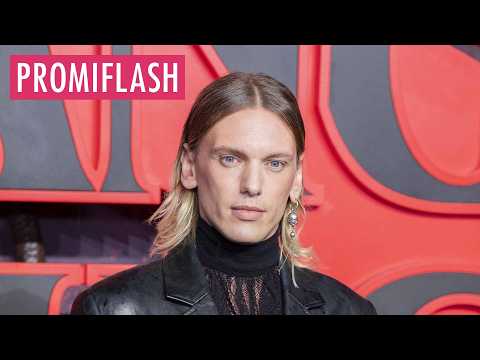 Jamie Campbell Bower in \
