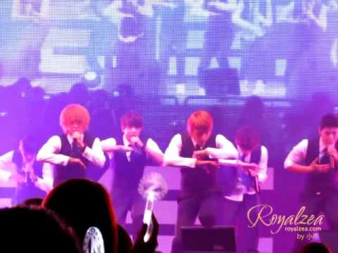 [Fancam]110630 ZE:A  HK Asia Tour- 하루종일