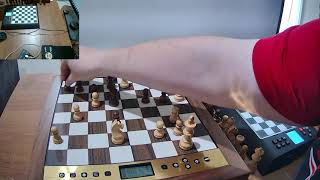 Millennium ChessGenius Pro vs Millennium The King Performance