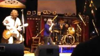 Video Get Out (Tibet live)