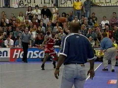 Hans Verkerk Den Helder - RZG Donar - finale playoffs - 26 april 1998