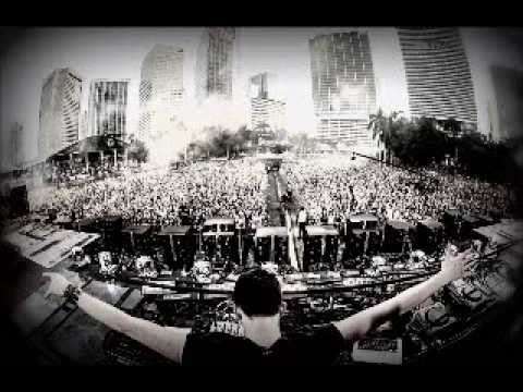 Hardwell vs 3LAU, Paris & Simo, Bright Lights - Escape/Spaceman (Bootleg)