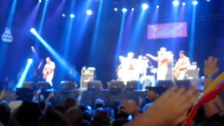 Me First And Gimme Gimmes - Nobody Does it Better @ Lowlands 2012