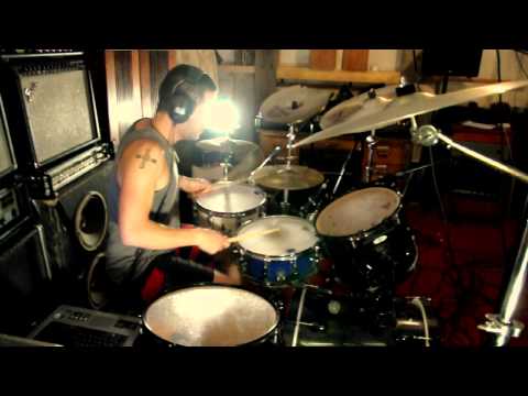 Slash Dot Dash (Fatboy Slim) - Michael Benöhr-Riveros on drums