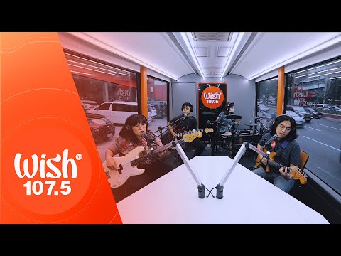Oh, Flamingo! performs "Echoes/Psychedelic Sweater" LIVE on Wish 107.5 Bus