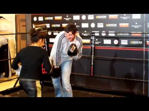 Public Workout - Susi Kentikian (28.11.2012)
